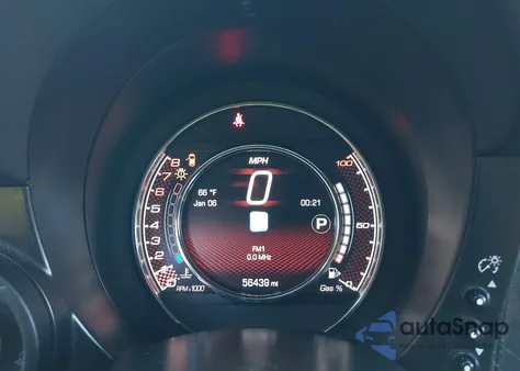 2015 Fiat 500 Abarth z USA, uszkodzony, nr VIN 3C3CFFFH9FT741517